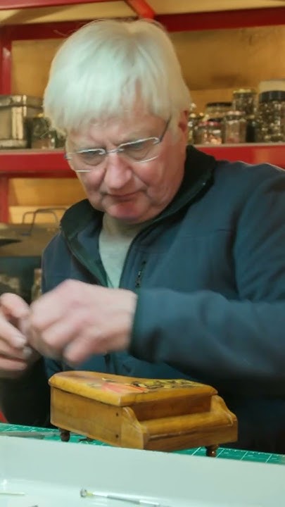  Music box maestro Steve Kember gets a tiny piano tinkling again. - YouTube