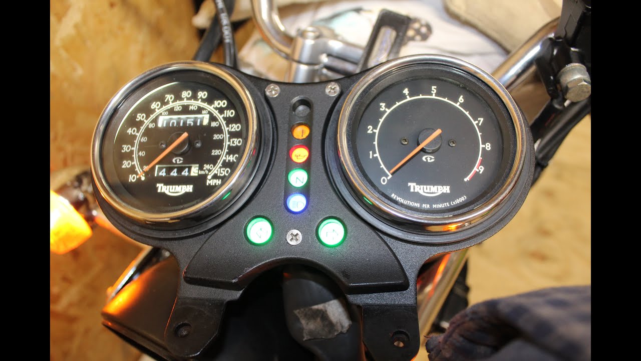 Triumph Thunderbird 900 Project - LED Instrument Lights Upgrade