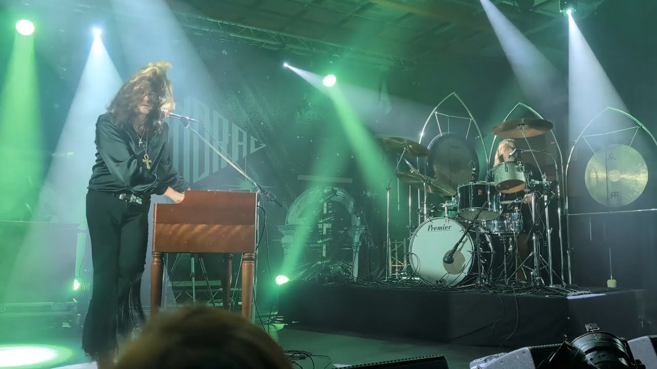 Moundrag : titres en description [Live Samain Fest 2025 (La Mézière-35) - vendredi 24 octobre.