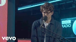 The Vamps  Shotgun (George Ezra cover in the Live Lounge)