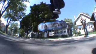 Monroe Mafia: switch hardflip trick tip