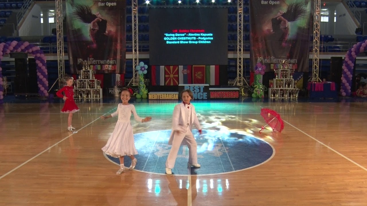 Lindy Hop Showcase. Kids.