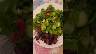 Simple dinner salad with lamb kababs to manage my GDM #weightwatchers #dinner #salad #GDM
