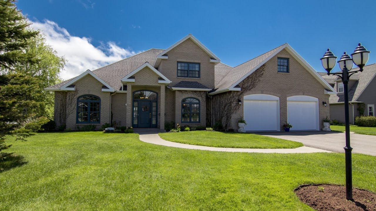 31 Whitecap Dr, Summerside, PEI YouTube