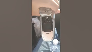 Samsung SGH-E300 - Startup and Shutdown (External Display)