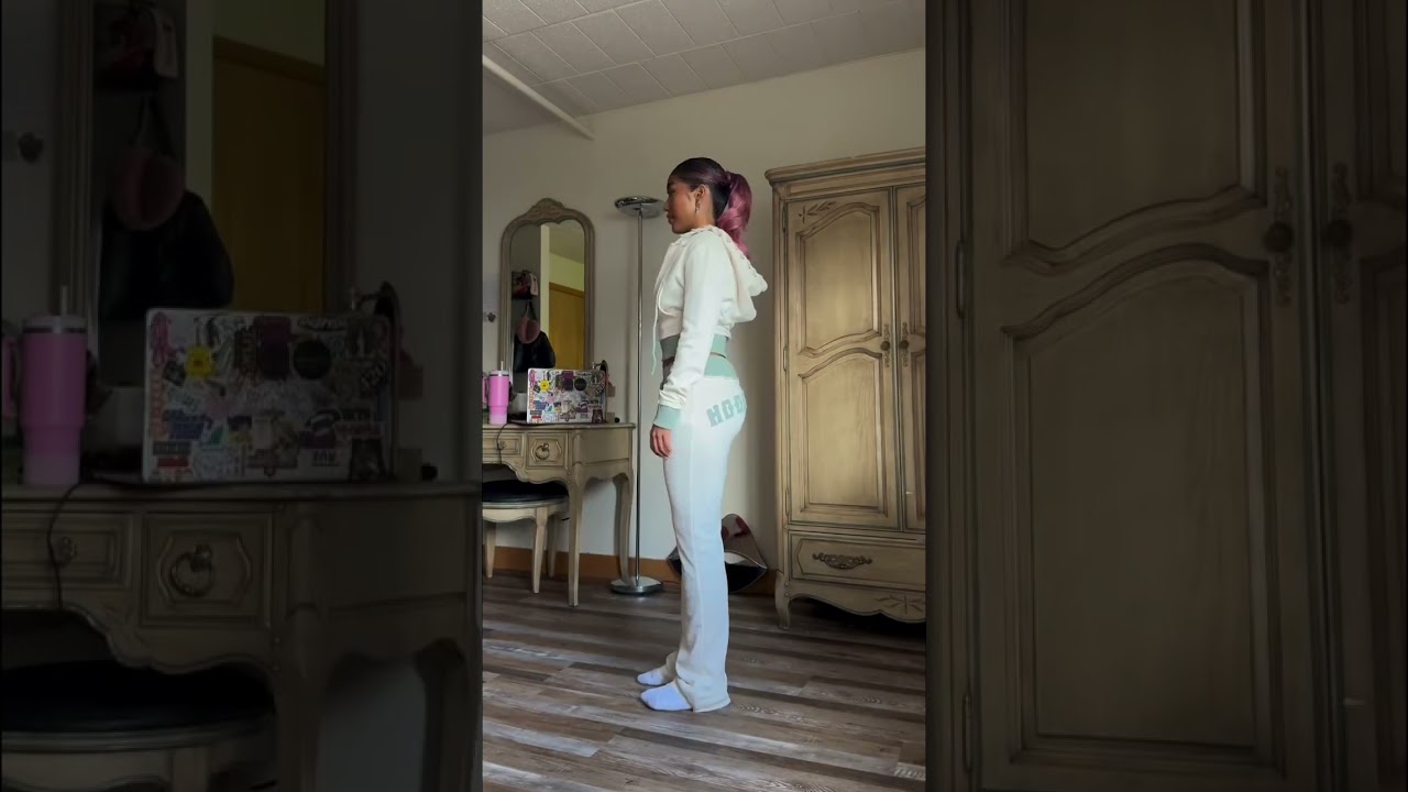 Keep it fresh every day this fall and winter with Aporro💯 