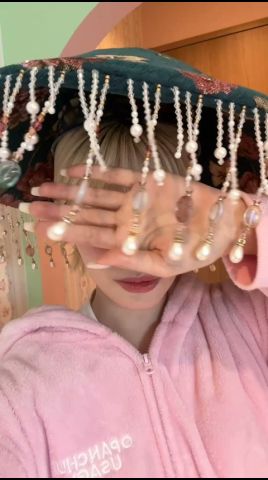 将来結婚式で着たいドレスが決まったかもしれません🤭🪽とにかく桜と寺のロケーションが大好きなのです‼️🌸卍