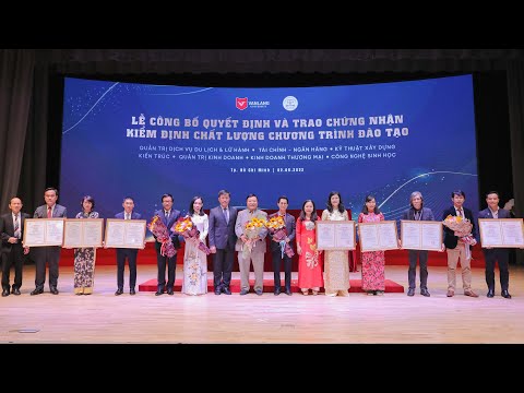 Video [HTV9] TRƯỜNG ĐẠI HỌC VĂN LANG ĐÓN NHẬN CHỨNG NHẬN... - youtube