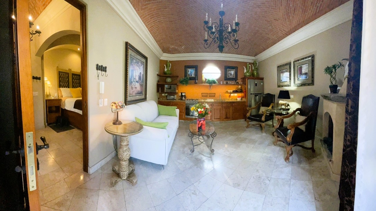 Jacaranda Suite — Casa Grande suite