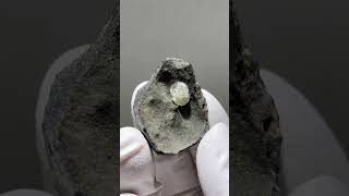 Video preview: Botryoidal Calcite — Zhejiang, China