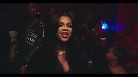Thumbnail of Molly Brazy & Jade Latrice - Pull Up Remix (Official Music Video)