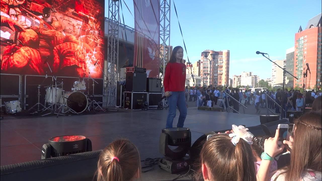 Мирова падаем и взлетаем. Мирова падаем и взлетаем