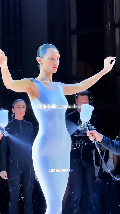 My name is bella hadid! #fashion #runway #runwaymodel  #runwayshow #bellahadid #gigihadid #model #yt