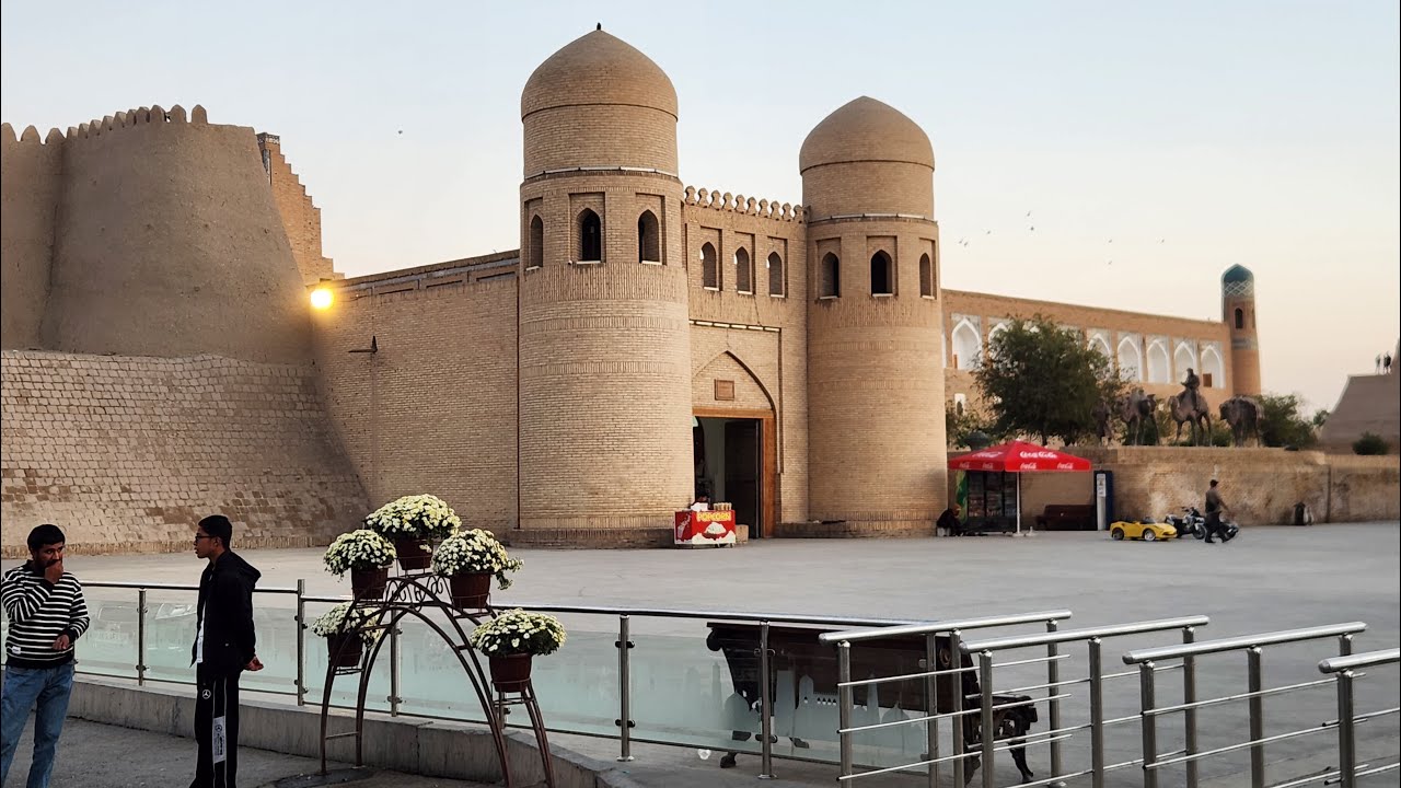 אוזבקיסטן - חיווה, מסע במכונת זמן