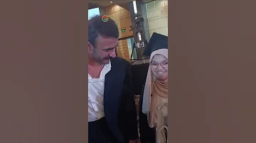 حزب الجبهة الوطنية يكرم أوائل الثانوية العامة بحضور الفنان أحمد العوضي 