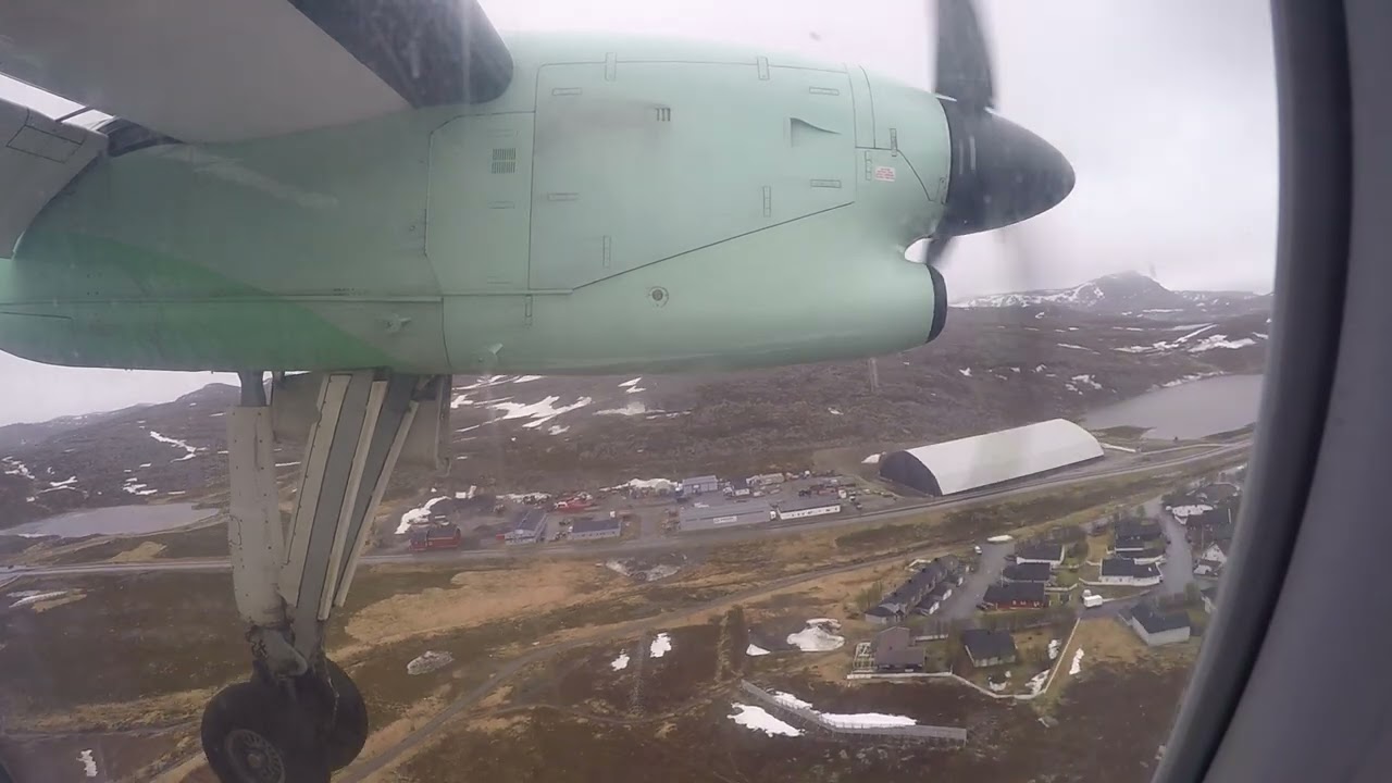 ==✈ Widerøe | Dash 8-Q200 | Landing at Hammerfest ✈