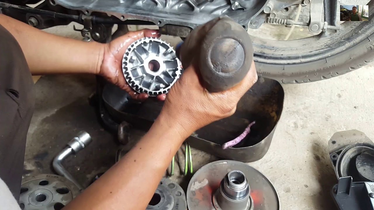 Cara 1 Mengatasi Motor Matic Dihidupkan Langsung Jalan Tanpa DiGas Dan