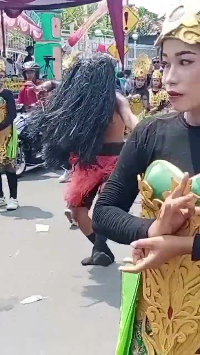 Hantu jungkel #karnaval #batang #pawai #pawai17agustus #hutri