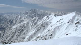 目の前の絶景に感動！　テント泊で登る雪の【毛勝三山】　（2013年5月4～6日）