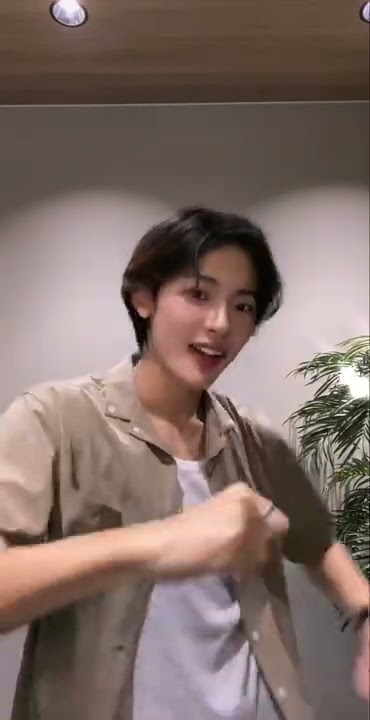 LET GO DANCE CHALLENGE🕺 #NOA_LETGO #AB6IX #전웅  #JEONWOONG #noana  #LETGODANCECHALLENGE