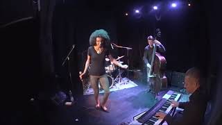 Alita Moses & Walter Fischbacher Trio - Kiss - Live  2016 (dedicated to Prince)
