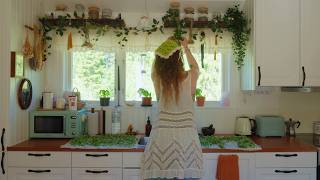 🌿 Slow Living in a Tiny Swedish Cottage #79 - Gardening and harvesting herbs screenshot 3