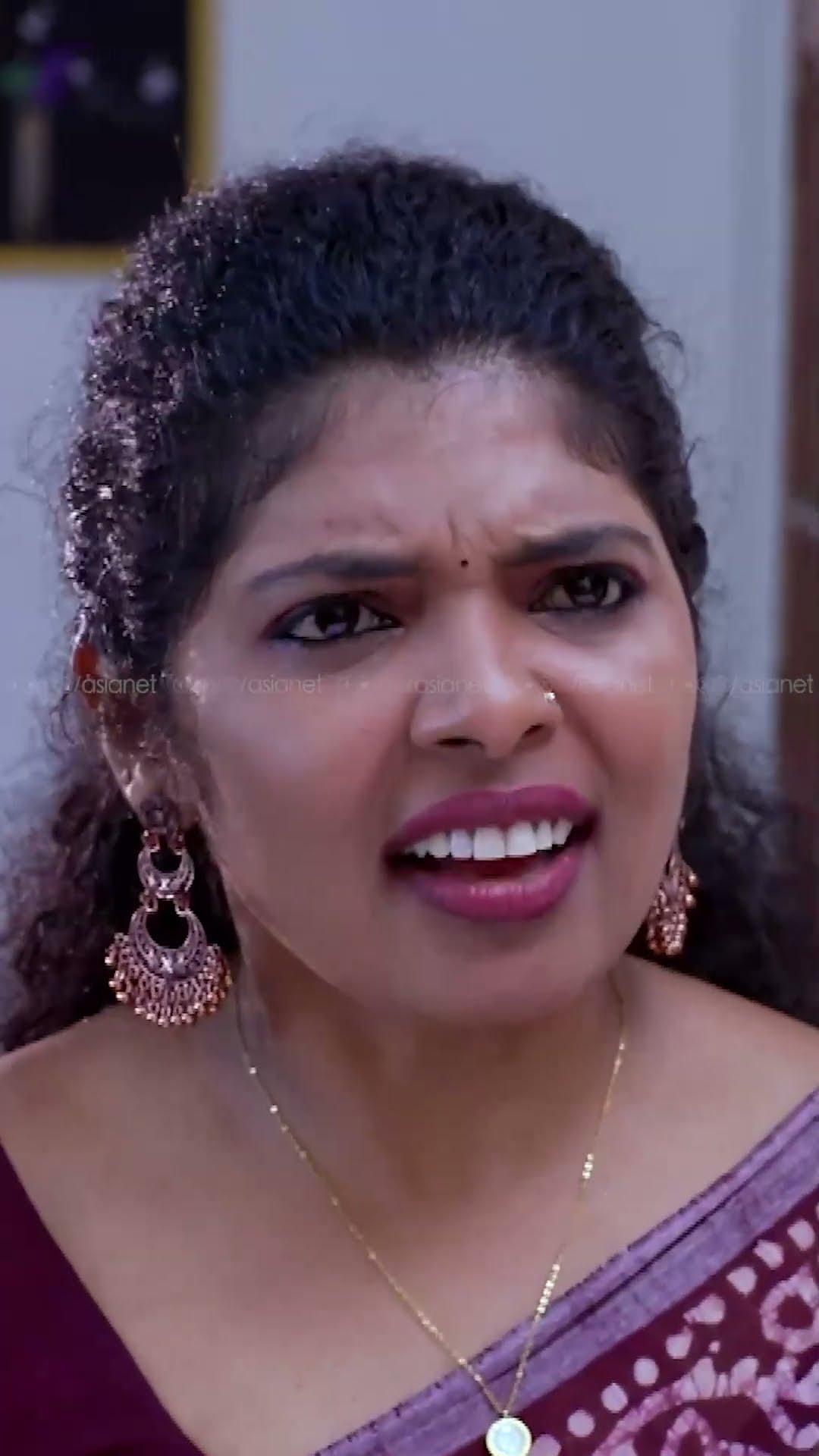 #Mounaragam എന്നെ മനസ്സിലായില്ലേ മോളൂസേ??