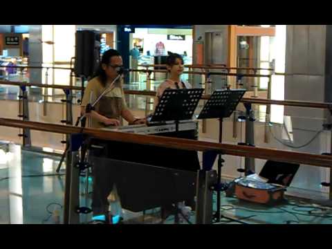 大江購物中心 LIVE表演   (HTC DHD 使用)