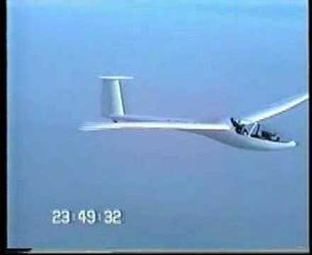 How to break a glider´s wing