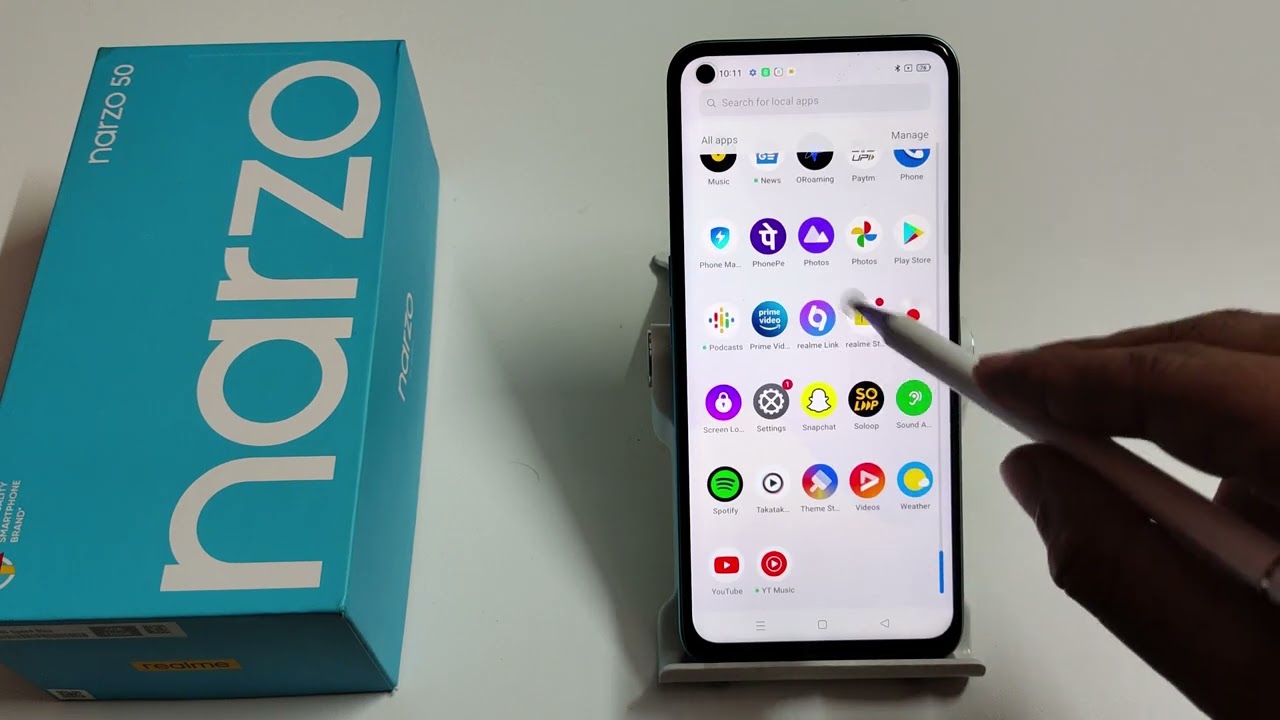 how to set download wallpaper in realme narzo 50