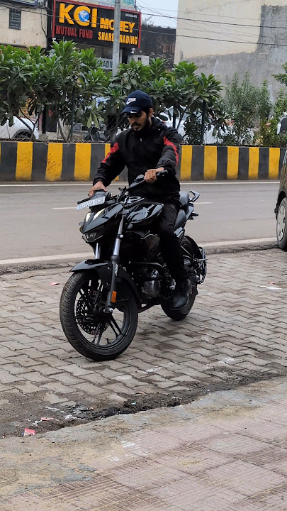 'Hero Xtreme 125R 🔥 Aggressive Look ka Boss! | Street King Vibes 😎'@Rahul_06_yt #shortsfeed