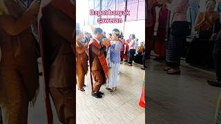 asyik!!!,Pengantin happy banget, Dapat banyak saweran#pengantinbatak#musikbatak#shortsfeed#trending