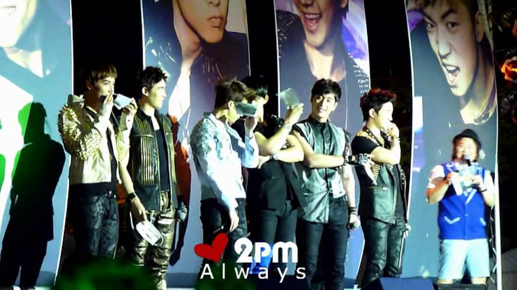 [fancam] 2PM in Bangkok - Global Guerilla Concert 2011 - Talk 1