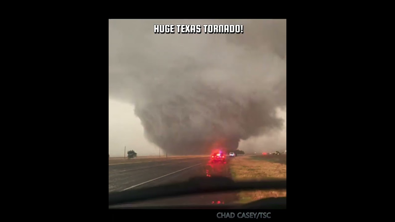 Huge Tornado in Morton, Texas - May 23, 2022