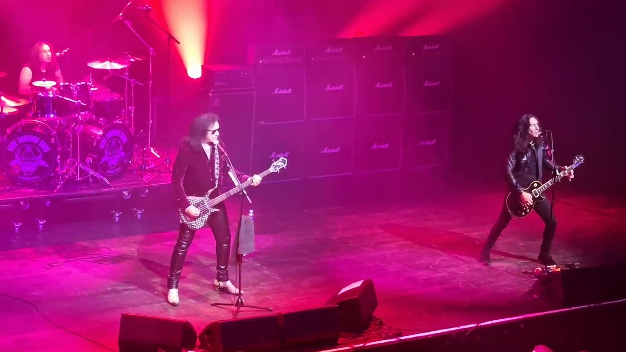 Gene Simmons Band - Charisma - live @TivoliVredenburg Utrecht 🇳🇱 4 August 2024