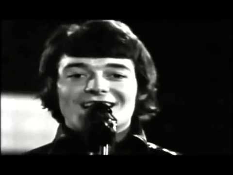 The Hollies - Bus Stop