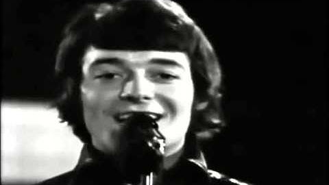 The Hollies - Bus Stop