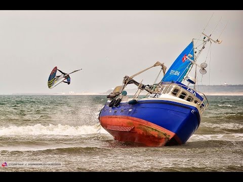 The 214 KIA Cold Hawaii PWA World Cup - Supersession