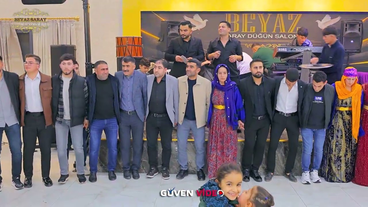 Ekinci & Selimoğlu Ailesi Yasemin & Bahri - Beyaz Saray Ailesi Sunar Sunar