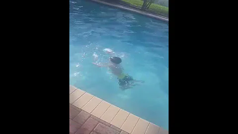 Swim. Drown. Swim technique.