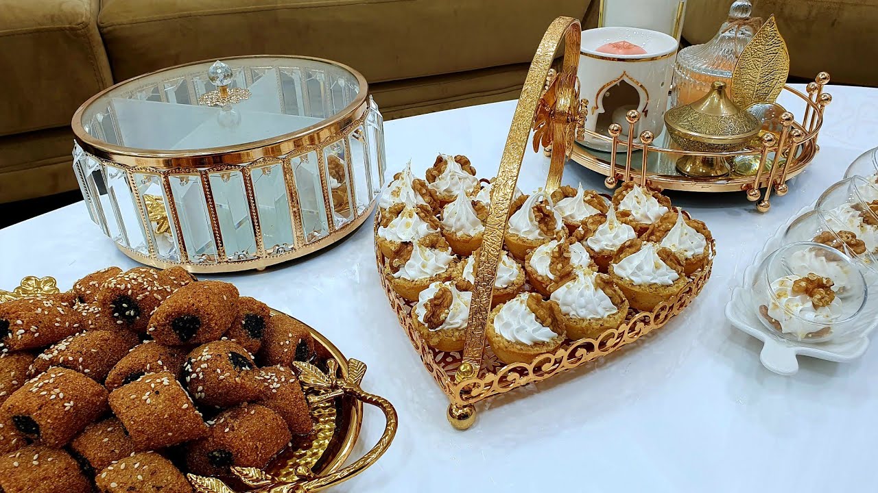 جاتني حبيبتي وفرحتها باطيب ميني تارتولات بموس الجوزية سهلتهالكم المقادير بالكاس وبالميزان