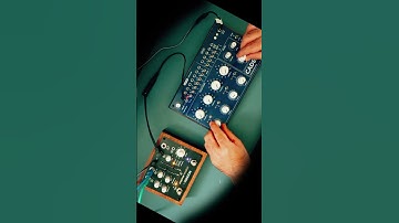 Decade Bridge Cadence Drone Synth First Look & Demo (3 of 8)