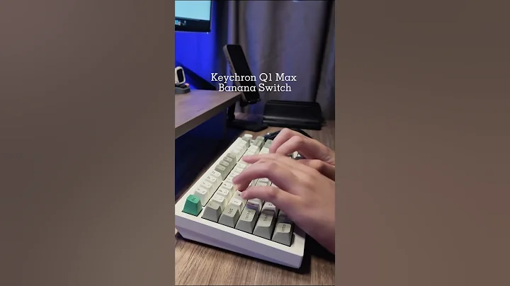 Keychron Q1 Max Banana Switch VS K2 AKKO Cream Blue Pro Switch #keychron #mechanicalkeyboard