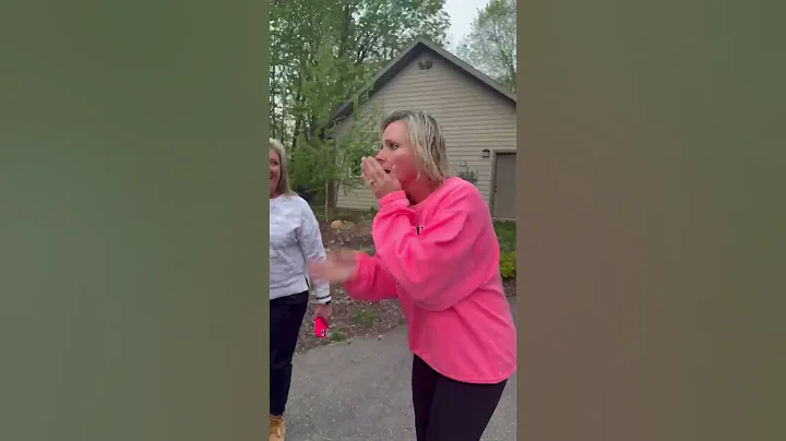 Son surprises mom with an unexpected visit on Mother's Day