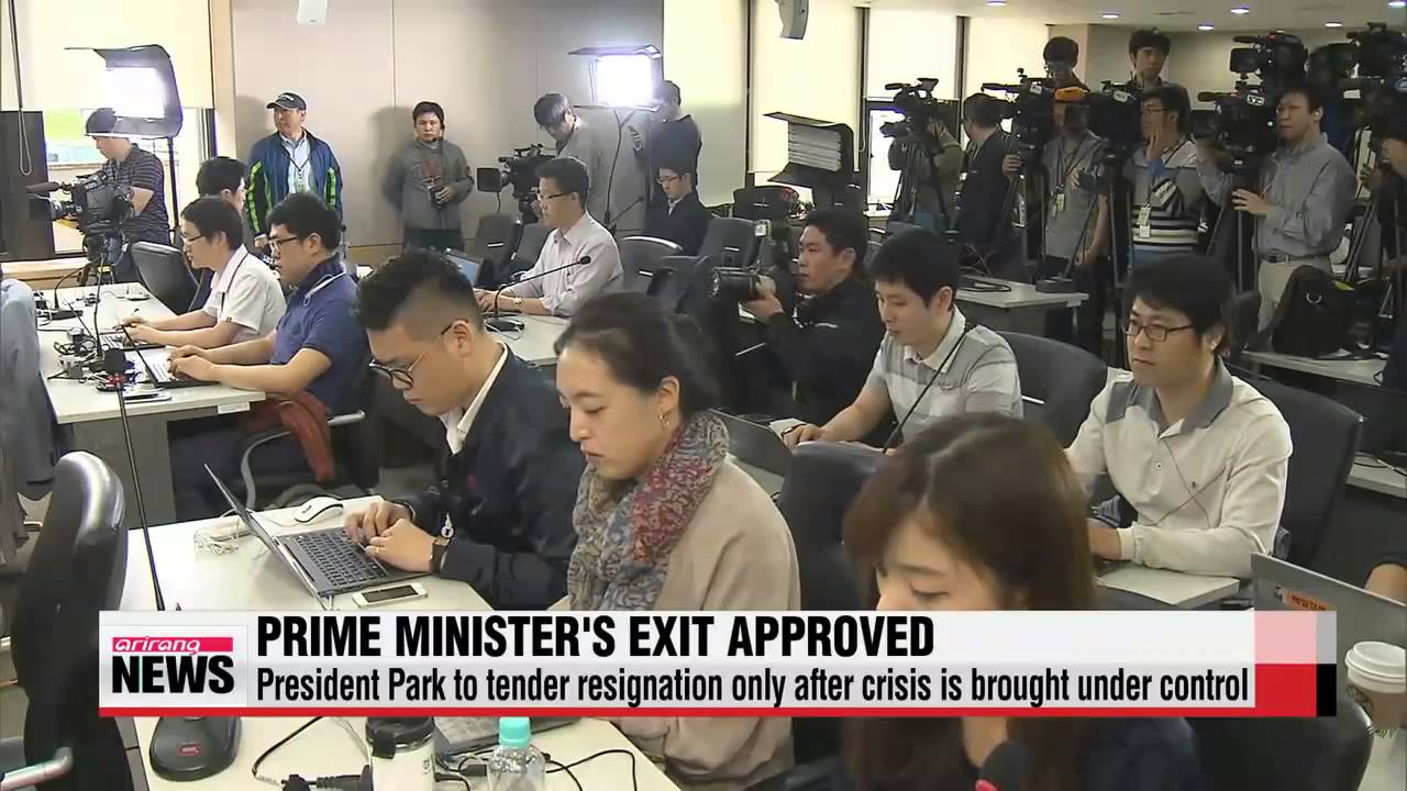 President Park to accept PM's resignation after ferry disaster is under control
