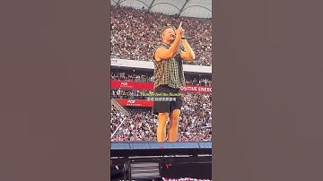 THUNDER BY IMAGINE DRAGONS LIVE CONCERT - Thunder Lyrics English Rock Song #imaginedragons #thunder