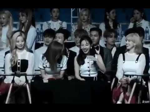 TWICE NAYEON AAA VIETNAM 2019 LAUGH OF THE YEAR😂😂