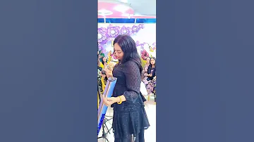 الفنانه سندس مدني فاصل من الرقص مارقه بي كلوووو 
