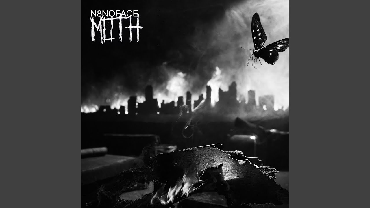 Mira Moth en YouTube Mira Moth en YouTube