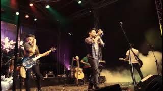 Separuh aku #NOAH Konser live at rolling stone cafe